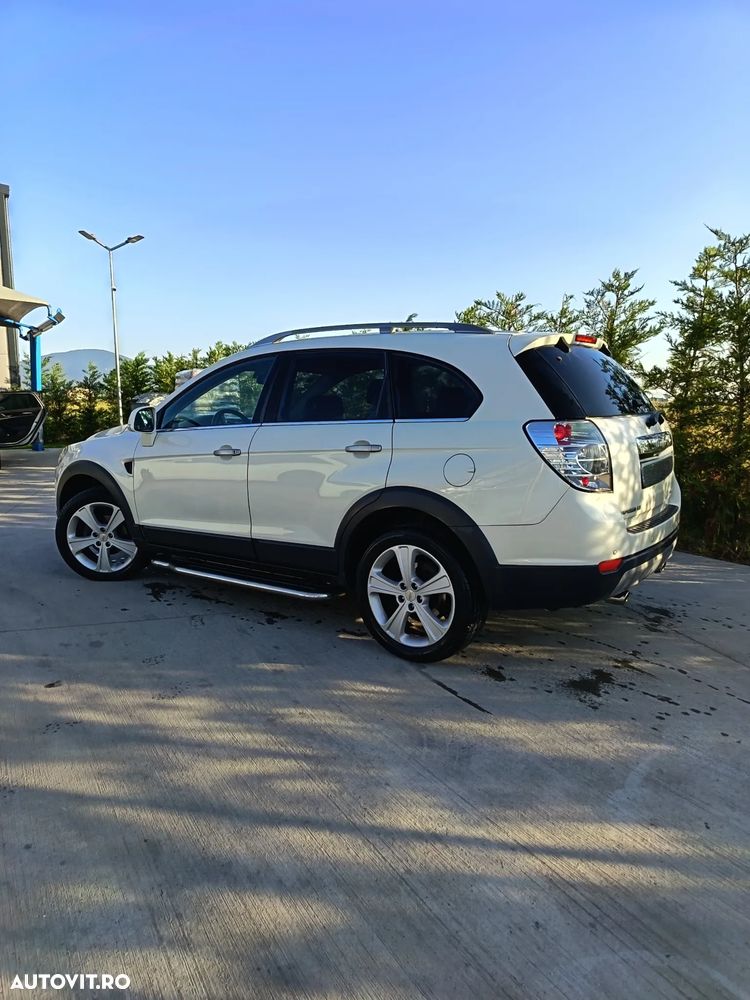 Chevrolet Captiva 2.0 4WD 7 Sitzer Automatik LT - 3