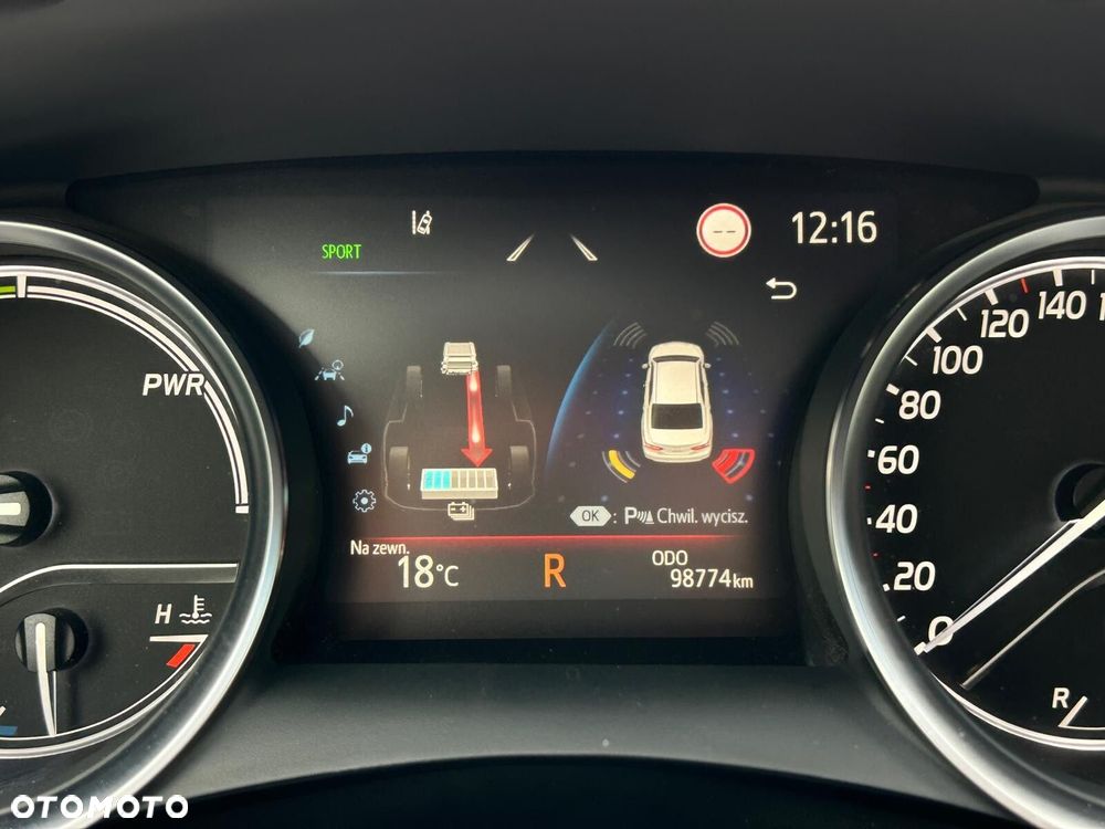Toyota Camry 2.5 Hybrid Comfort CVT - 25
