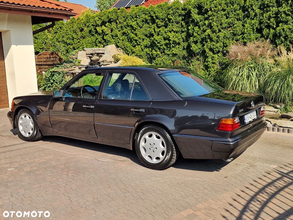 Mercedes-Benz W124 (1984-1993) - 4