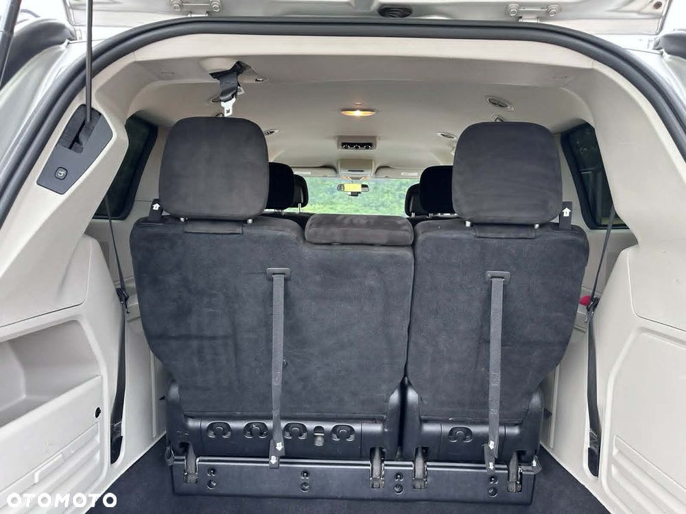 Dodge Grand Caravan 3.6 Express - 17