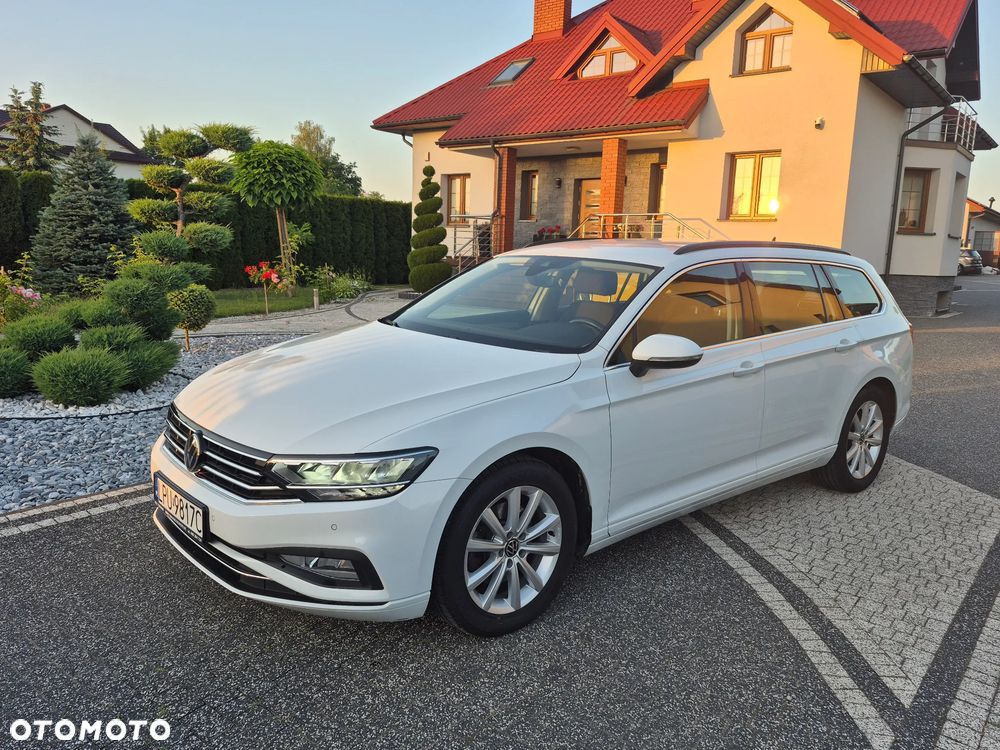 Volkswagen Passat 2.0 TDI SCR Comfortline DSG - 1