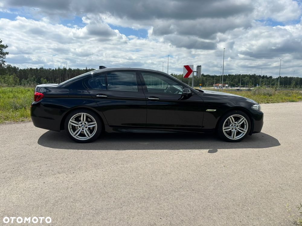 BMW Seria 5 535i xDrive Luxury Line - 34