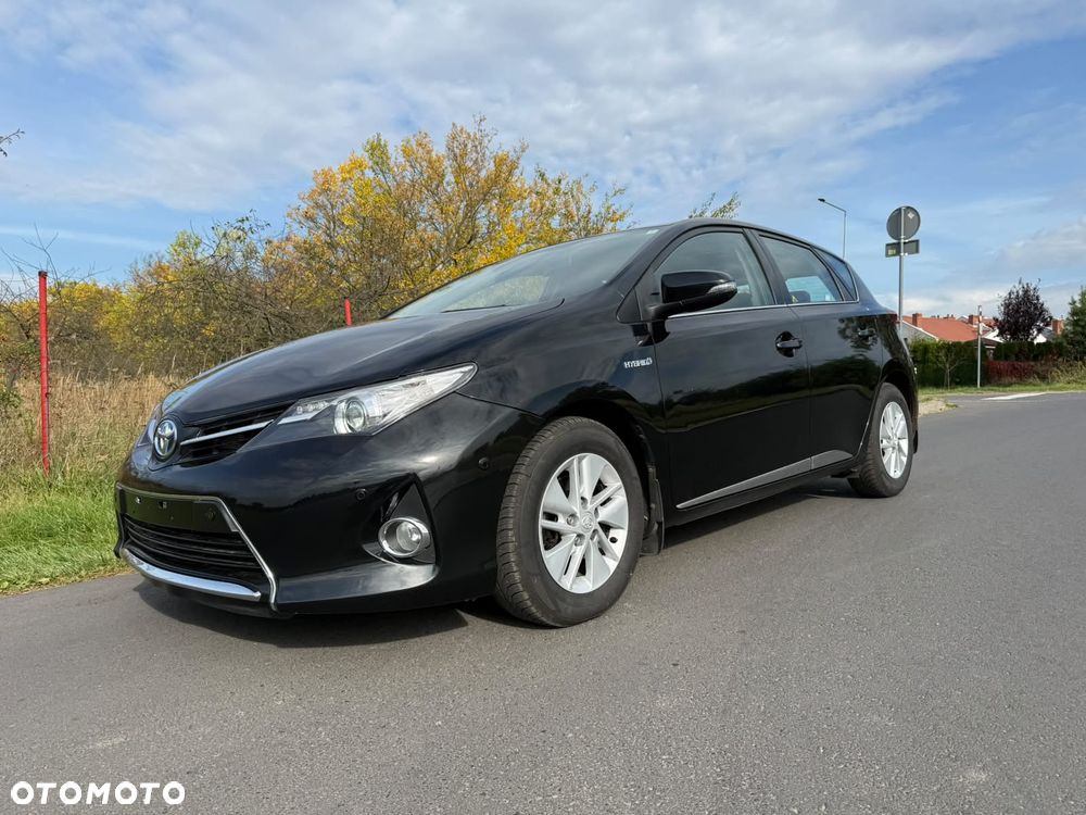 Toyota Auris 1.8 HSD Luna - 22