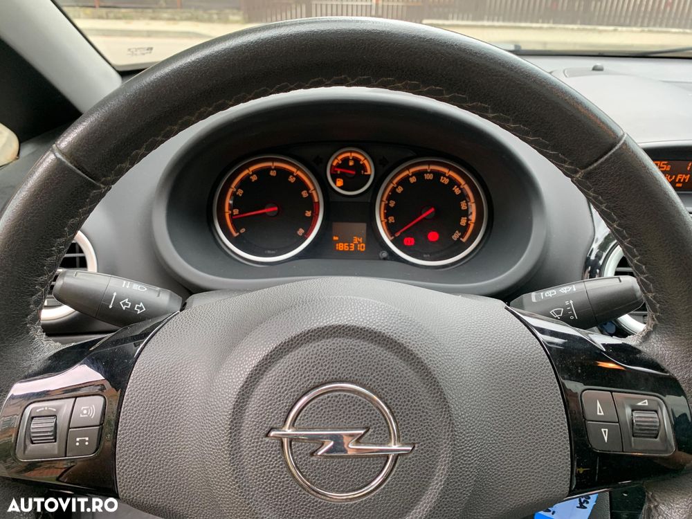 Opel Corsa 1.4 16V Enjoy - 9