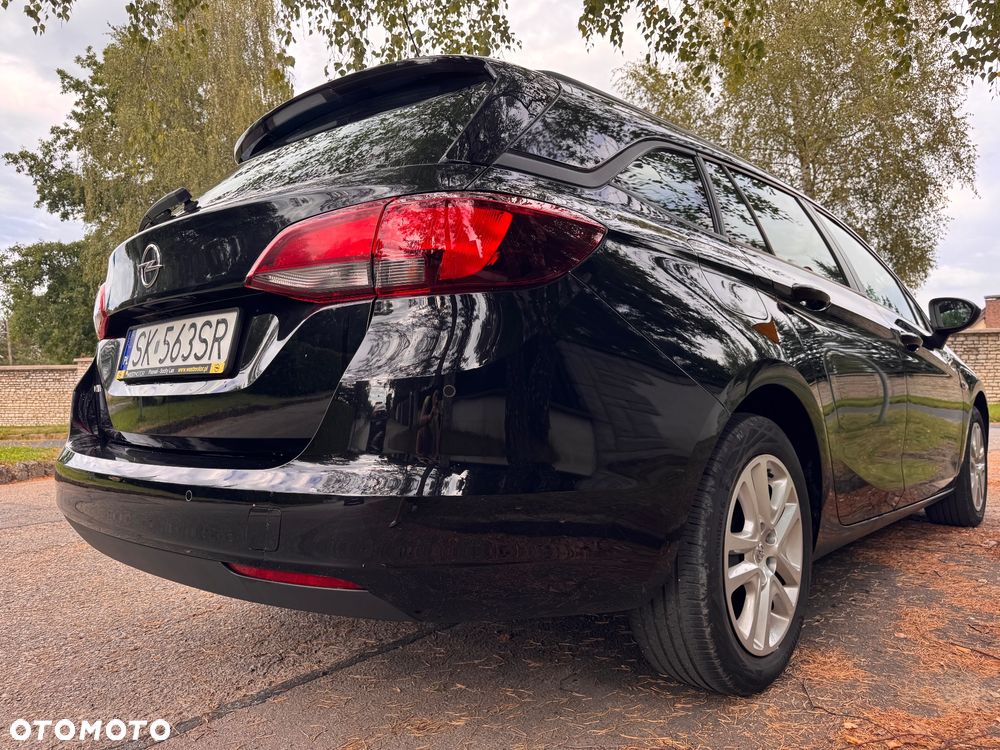 Opel Astra 1.2 T Elegance S&S - 11