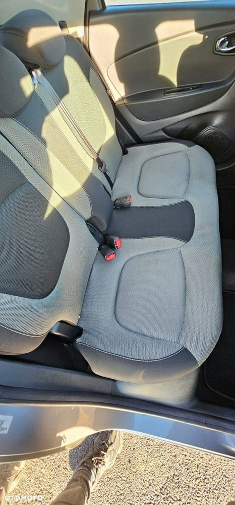 Renault Captur - 13