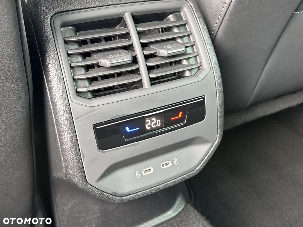 Cupra Leon 1.5 eTSI DSG - 34