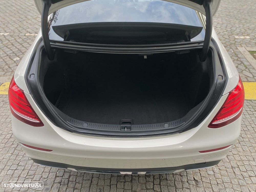 Mercedes-Benz E 350 d AMG - 31