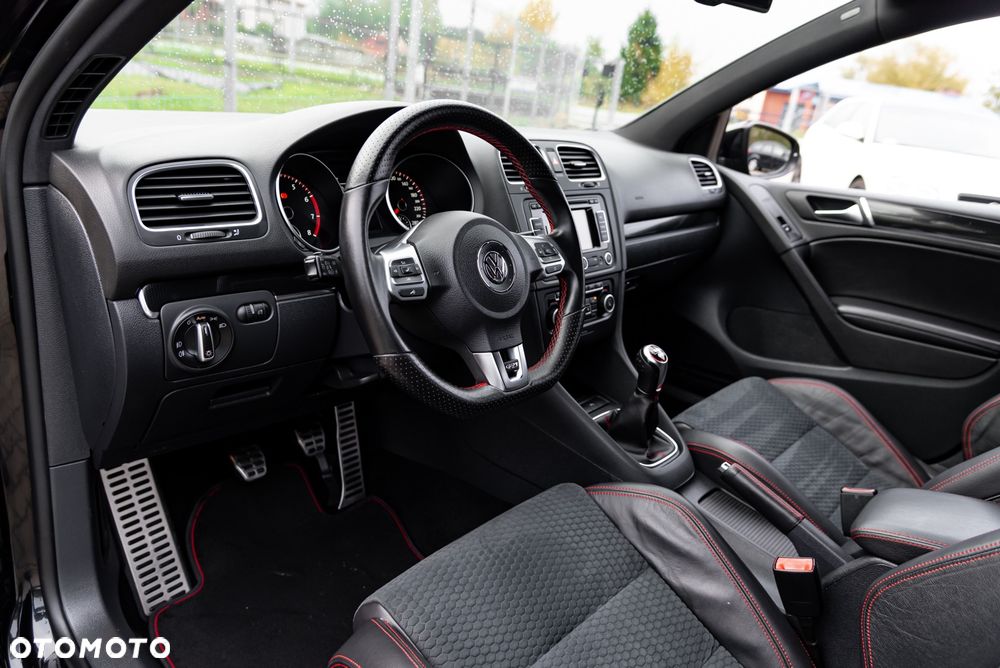 Volkswagen Golf 2.0 GTI Edition 35 - 18