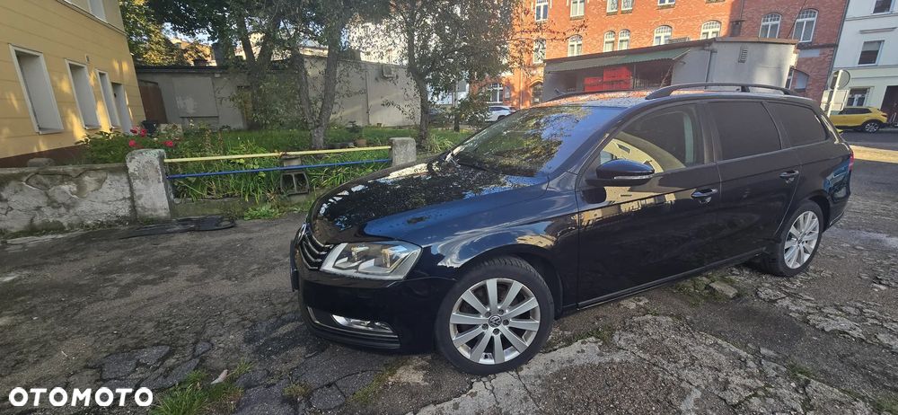 Volkswagen Passat 2.0 TDI Comfortline - 17