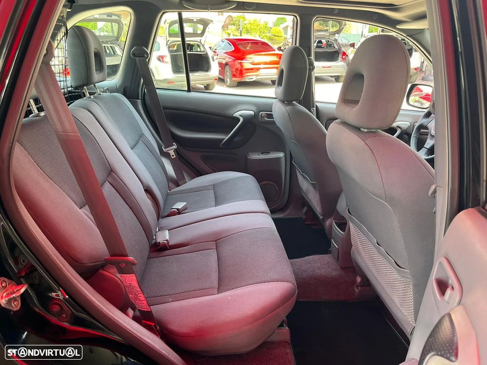 Toyota RAV4 2.0 Pack 1 - 13