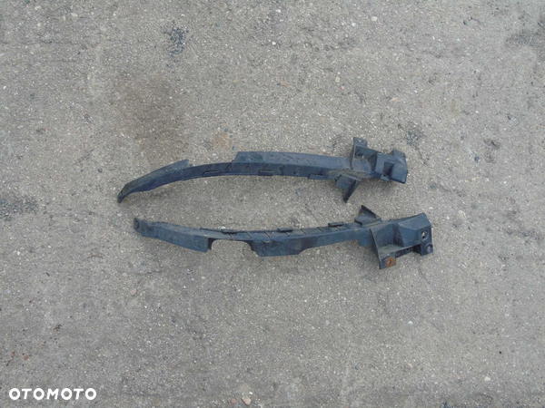 opel insignia A wsporniki lamp