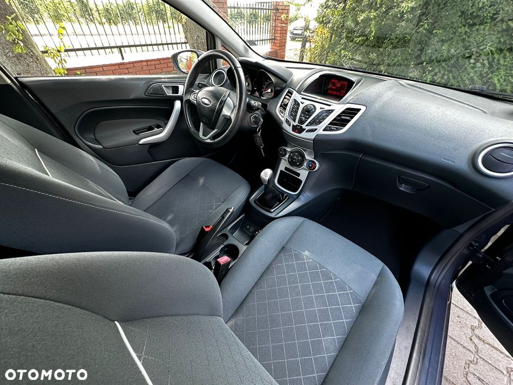 Ford Fiesta 1.25 Ambiente - 15