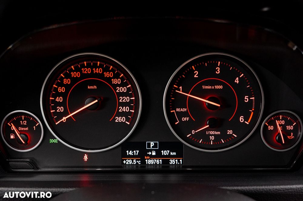 BMW Seria 3 318d Aut. Sport Line - 12