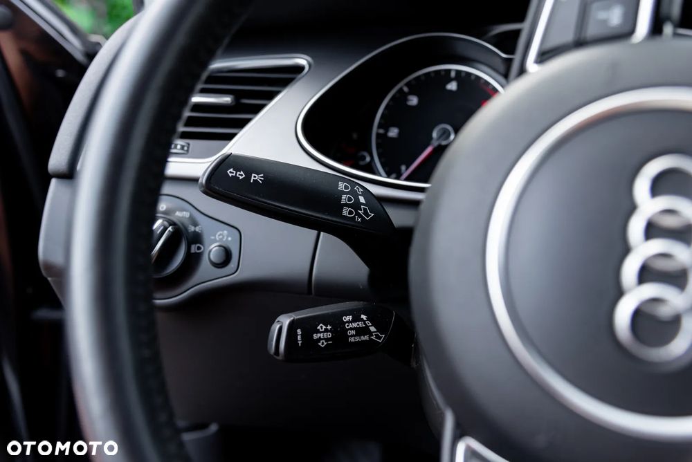Audi A4 Avant 2.0 TDI DPF quattro Attraction - 28