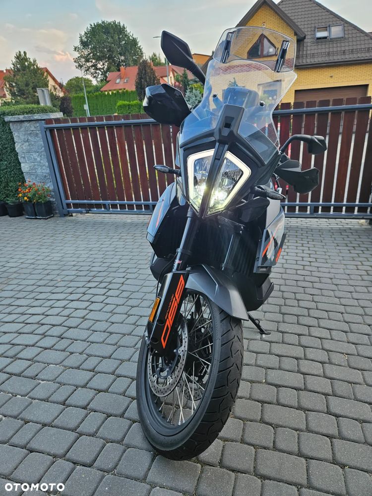 KTM Adventure - 2