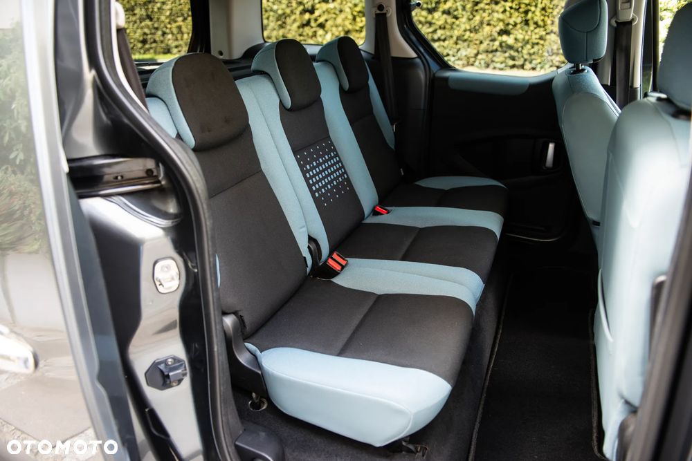 Citroën Berlingo Multispace e-HDi 90 FAP EGS6 Exclusive - 21