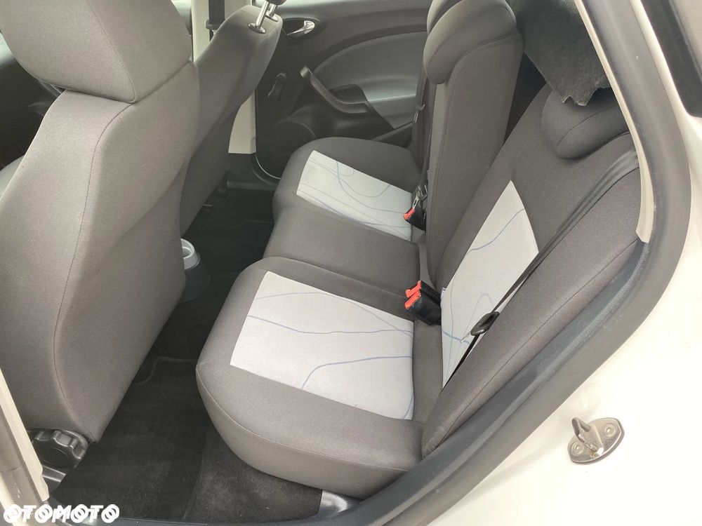 Seat Ibiza 1.4 16V Reference - 30