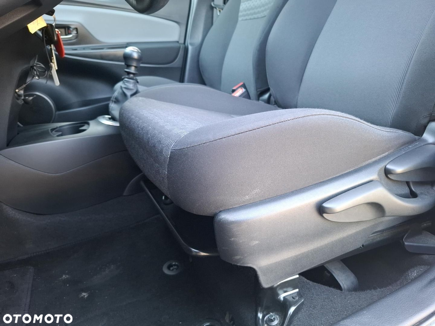 Toyota Yaris - 14