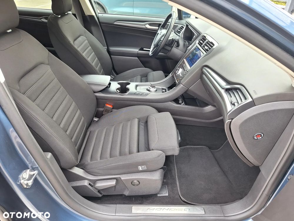 Ford Mondeo 2.0 EcoBlue Titanium - 26