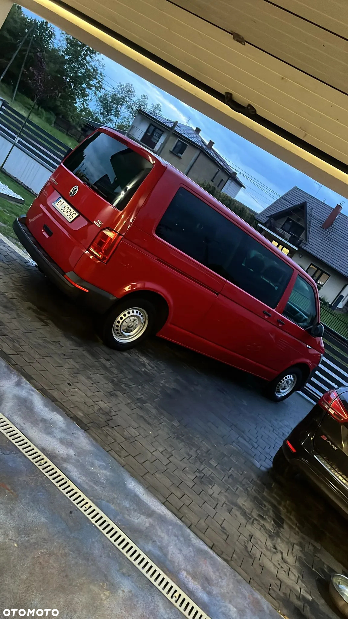 Volkswagen Caravelle 2.0 TDI L2 Highline - 14