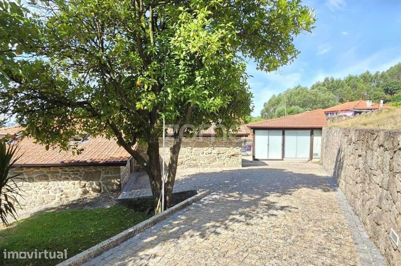 Moradia T3 com Piscina em Nevogilde, Vila Verde - Grande imagem: 5/32