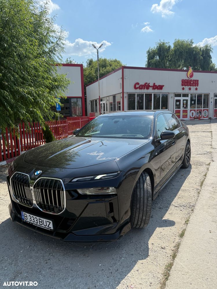 BMW Seria 7 740d xDrive MHEV - 3