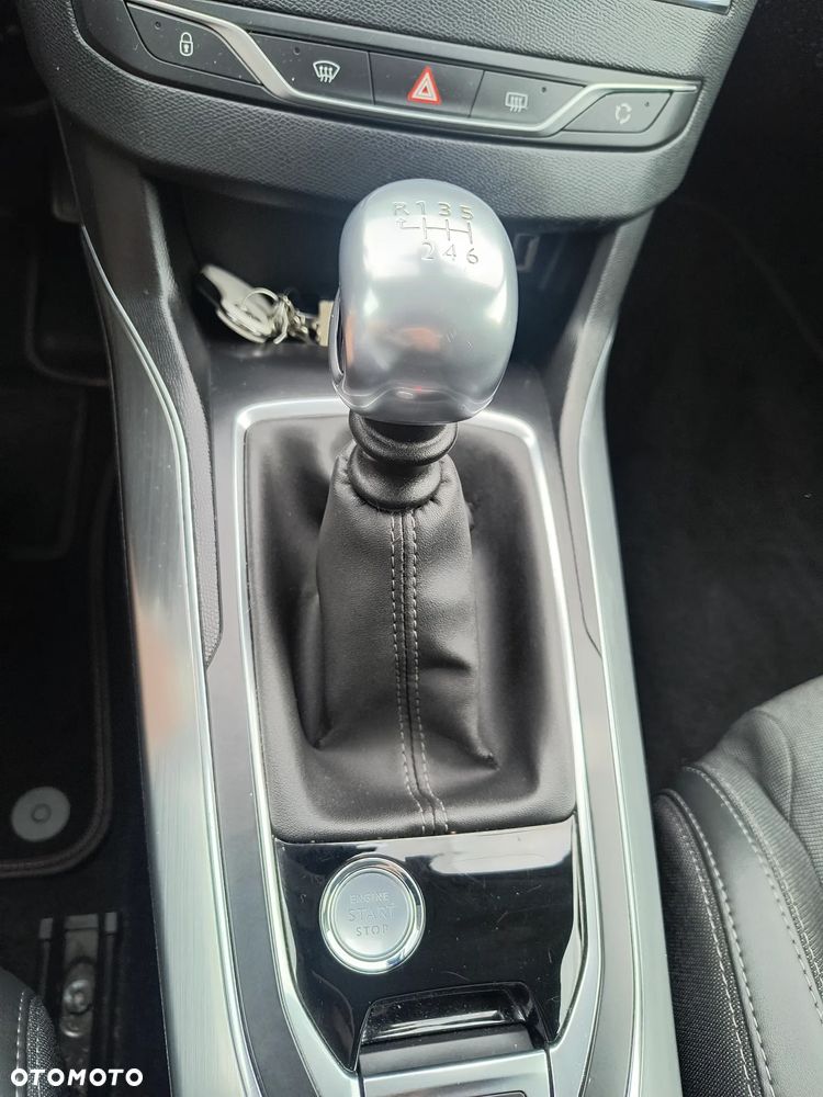 Peugeot 308 BlueHDi 130 Stop & Start Active - 15