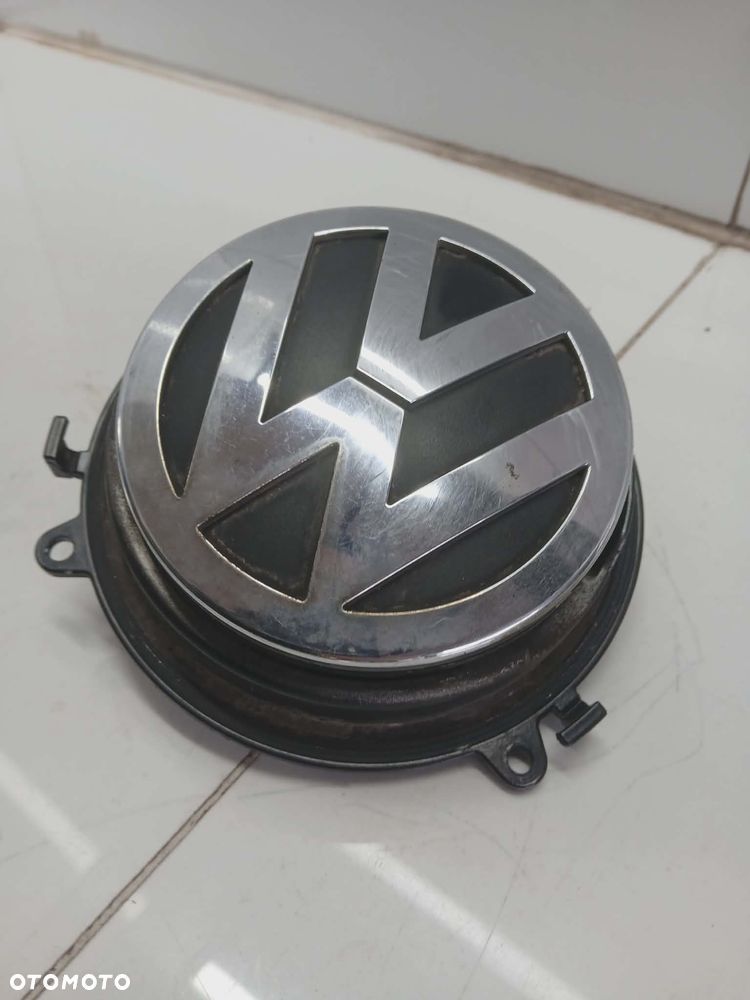 UCHWYT KLAMKA ZNACZEK TYŁ TYLNA KLAPY BAGAŻNIKA VW GOLF V PASSAT B6 EOS 1K0827469G  3C5827469C - 1
