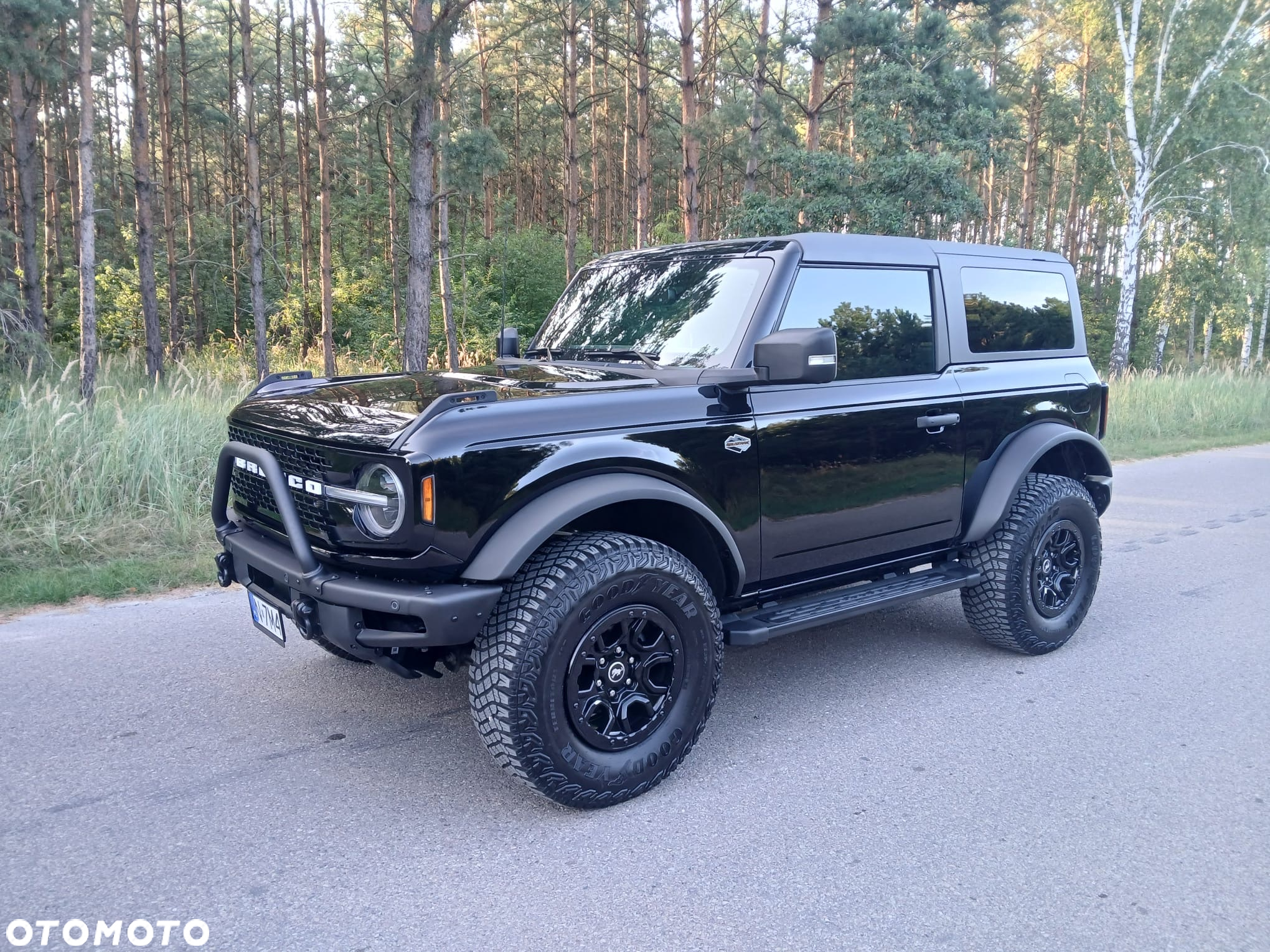 Ford Bronco - 5