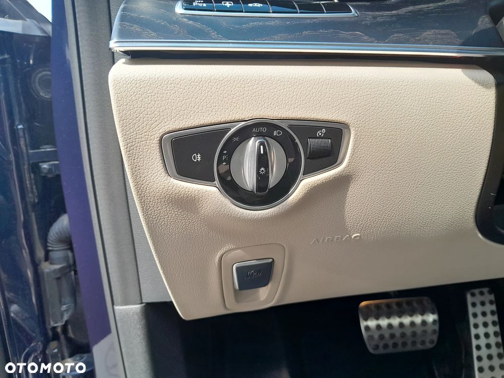 Mercedes-Benz Klasa E 43 AMG 4-Matic - 20