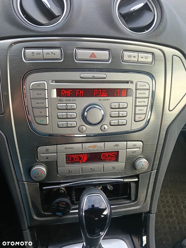 Ford Mondeo 2.3 Titanium - 7