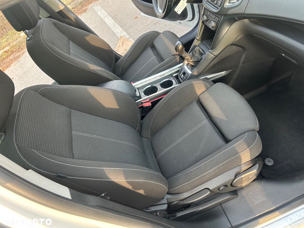 Opel Zafira - 14