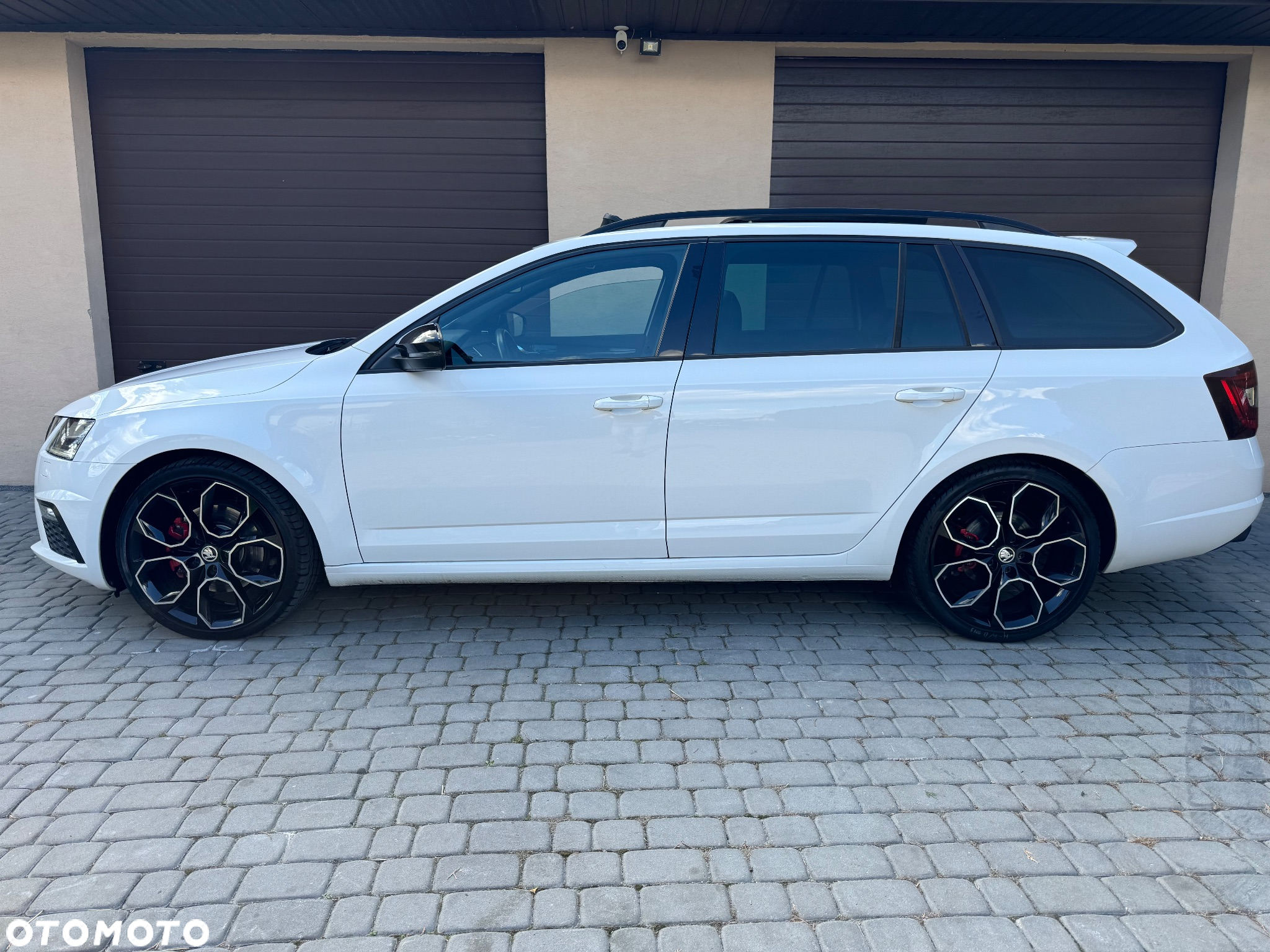Skoda Octavia 2.0 TDI (Green tec) 4x4 DSG RS - 11