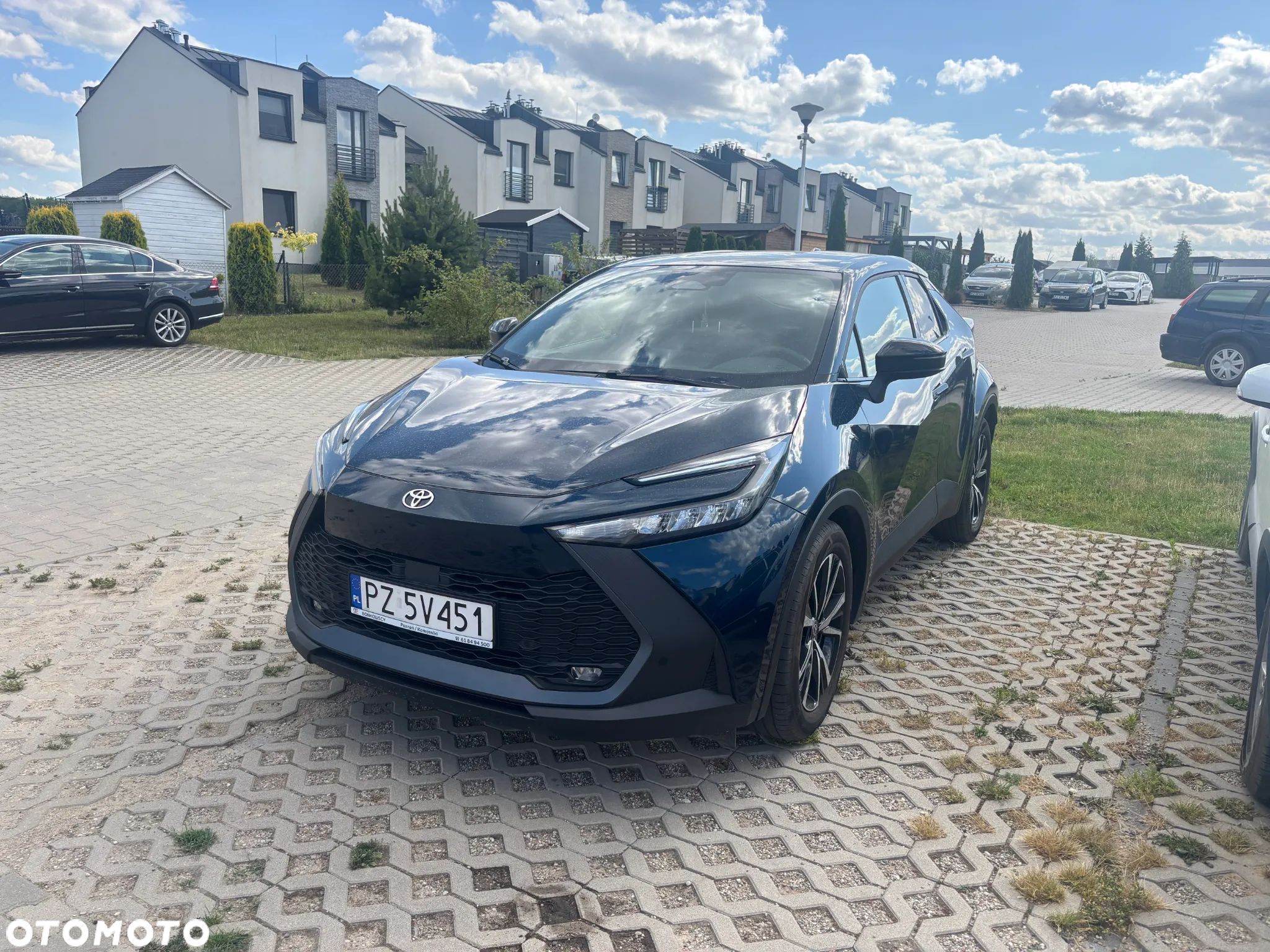 Toyota C-HR 1.8 Hybrid GPF Style - 1