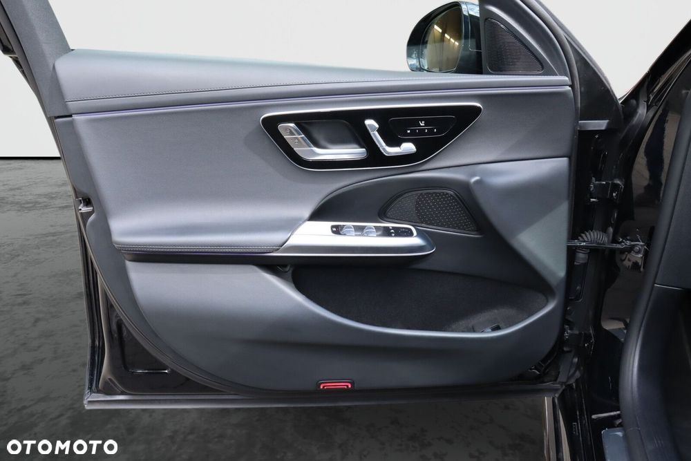 Mercedes-Benz Klasa E 220 d mHEV 4-Matic AMG 9G-Tronic - 7