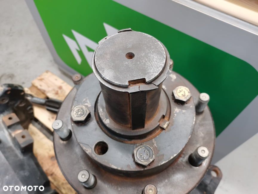 Reduktor Hurlimann 6190 Master 850330 - 2