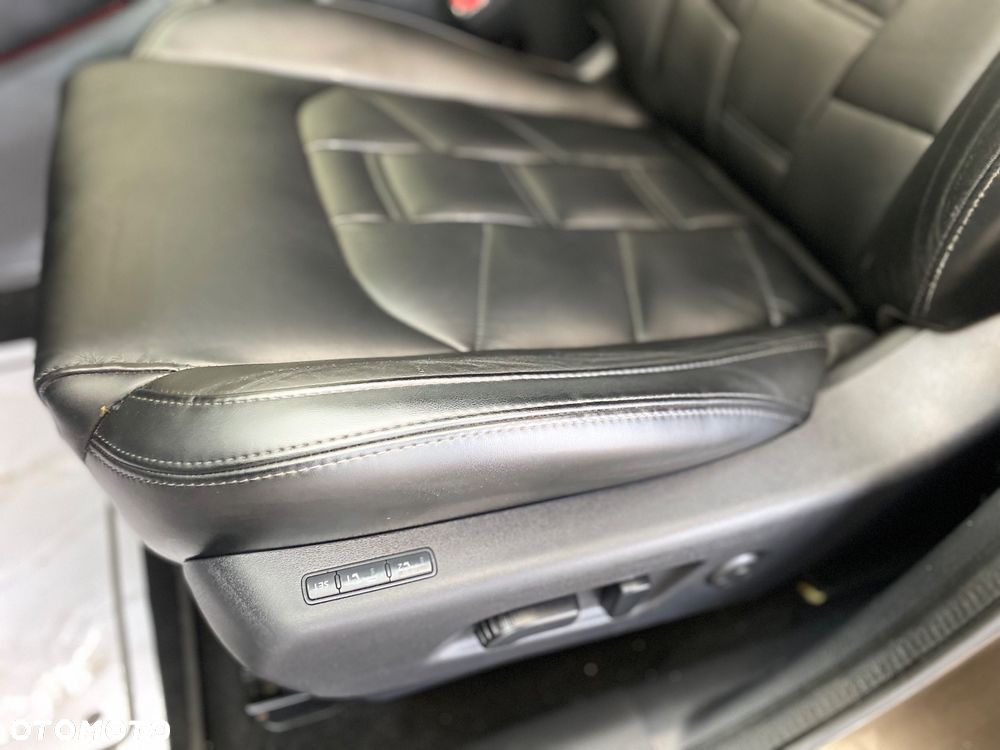 Nissan Qashqai 1.3 DIG-T TEKNA - 17