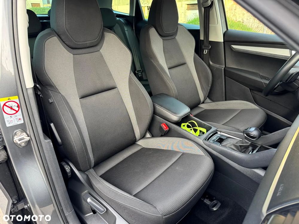 Skoda Karoq 2.0 TDI SCR 4x4 DSG Style - 13