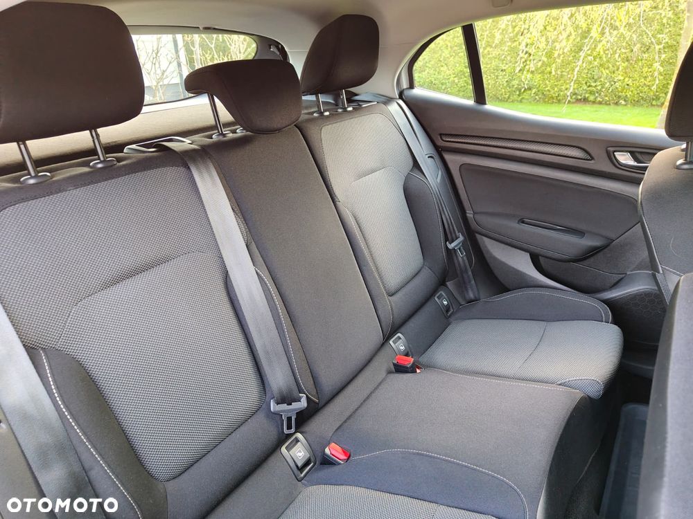 Renault Megane ENERGY TCe 100 LIFE - 15