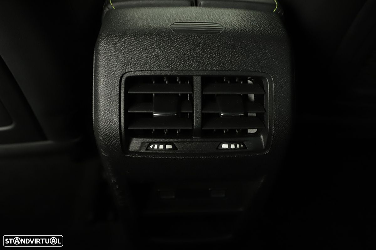 Peugeot 408 1.2 PureTech GT EAT8 - 23