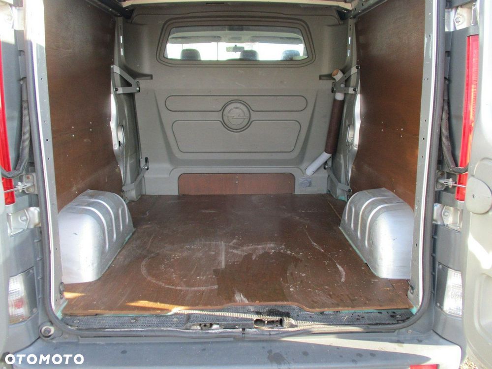 Opel Vivaro - 7