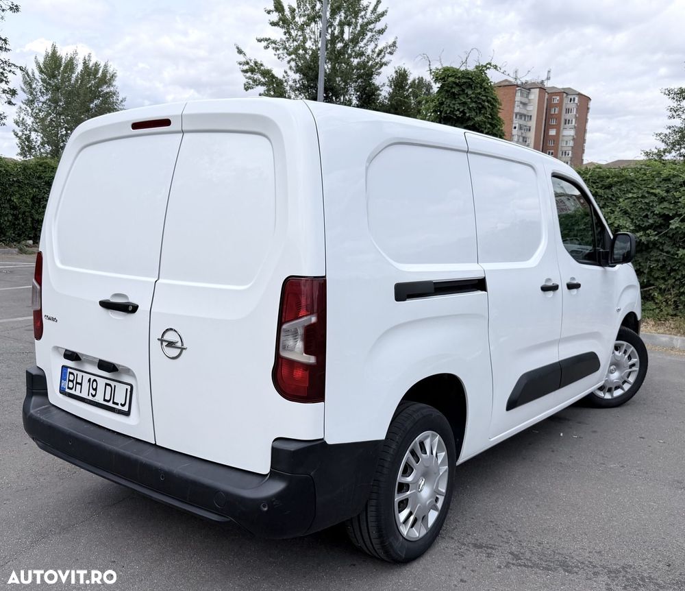 Opel Combo 1.5 L1H1 Start/Stop Selection - 4