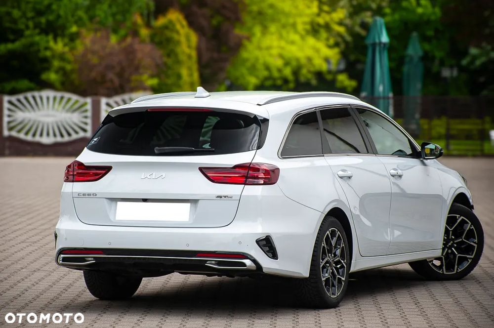 Kia Ceed 1.6 CRDi mHEV GT-Line DCT - 12