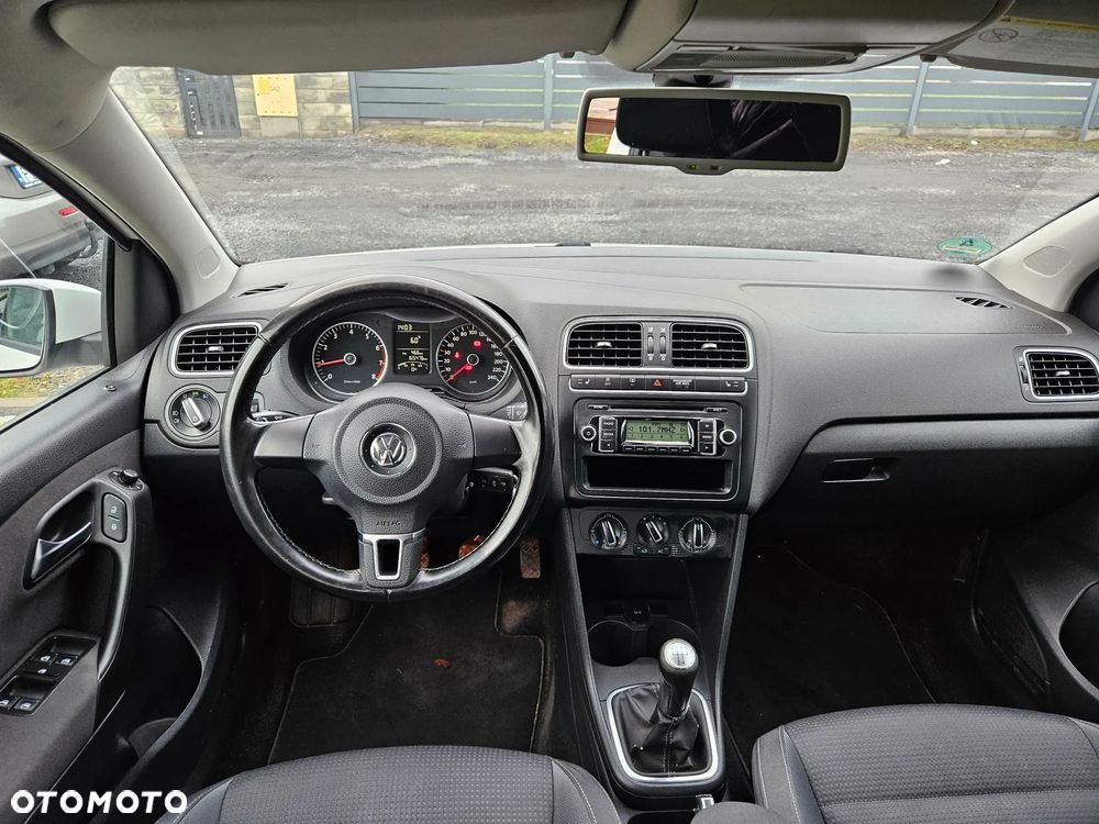 Volkswagen Polo 1.2 Team - 11