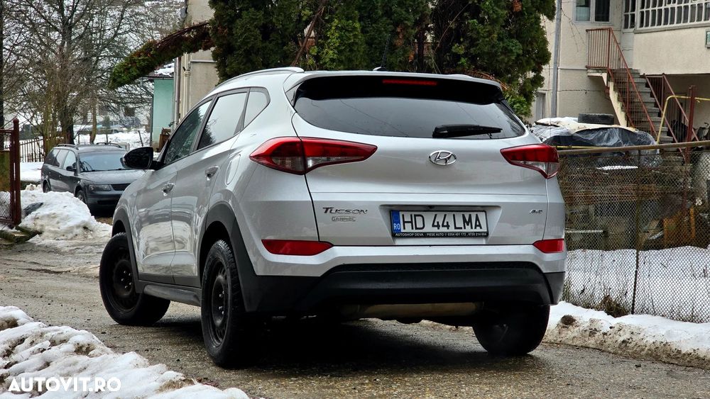 Hyundai Tucson - 4