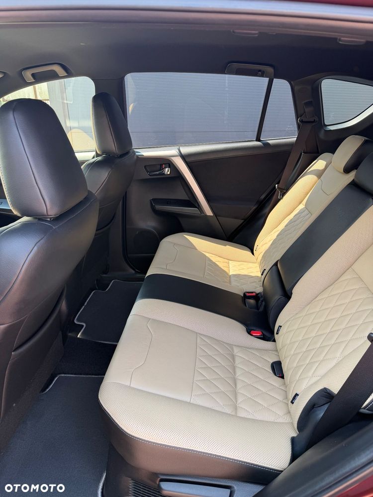 Toyota RAV4 Hybrid Premium 4x4 - 6