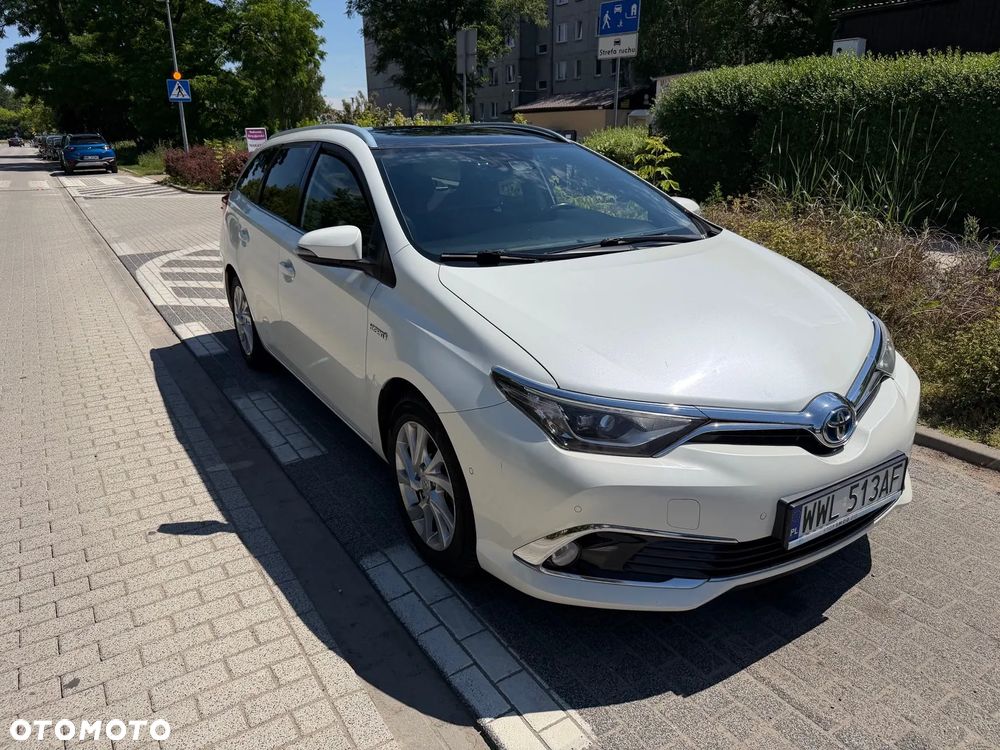 Toyota Auris - 1