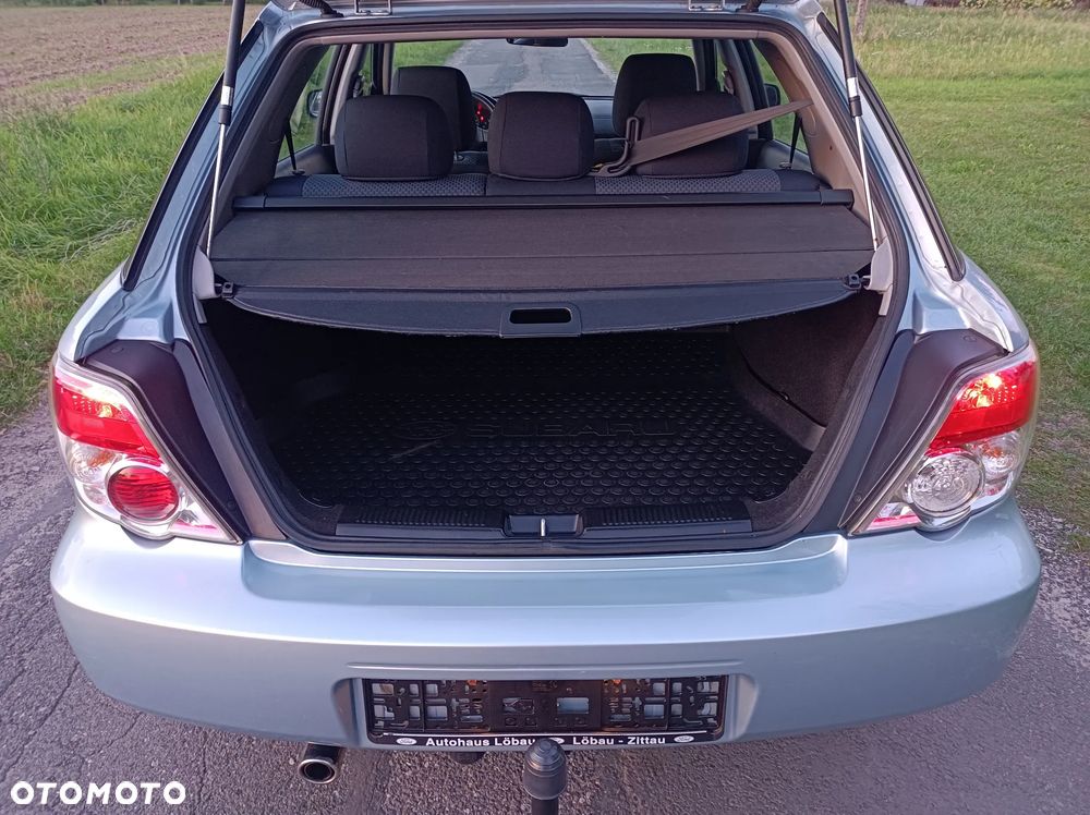 Subaru Impreza 1.5R RS - 25