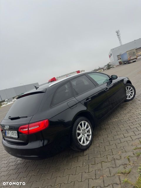 Audi A4 Avant 2.0 TDI DPF Ambiente - 16
